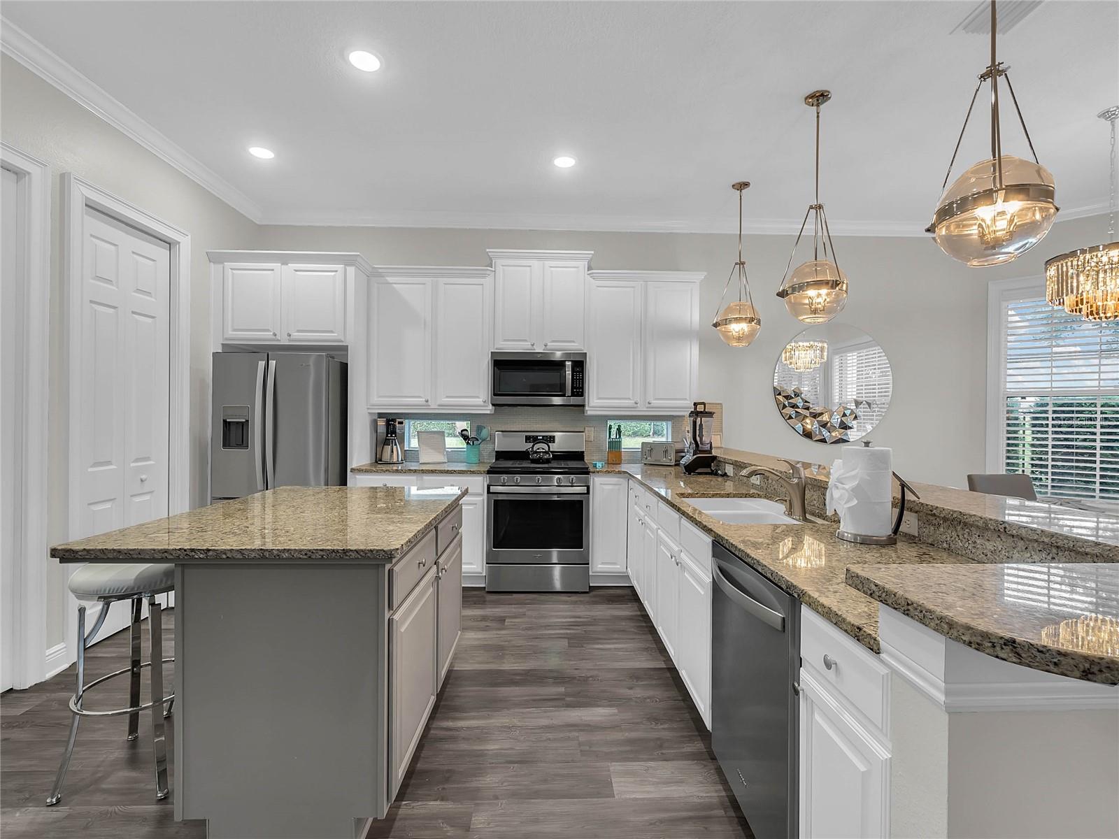 Image 2 of 26 For 1231 Radiant Street