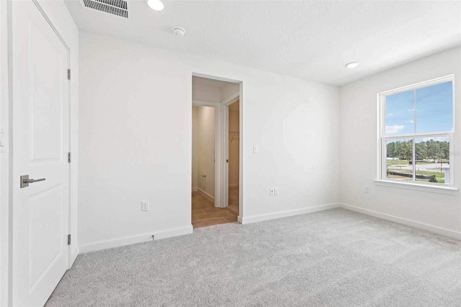 Image 16 of 32 For 6474 Horseshoe Lane Way