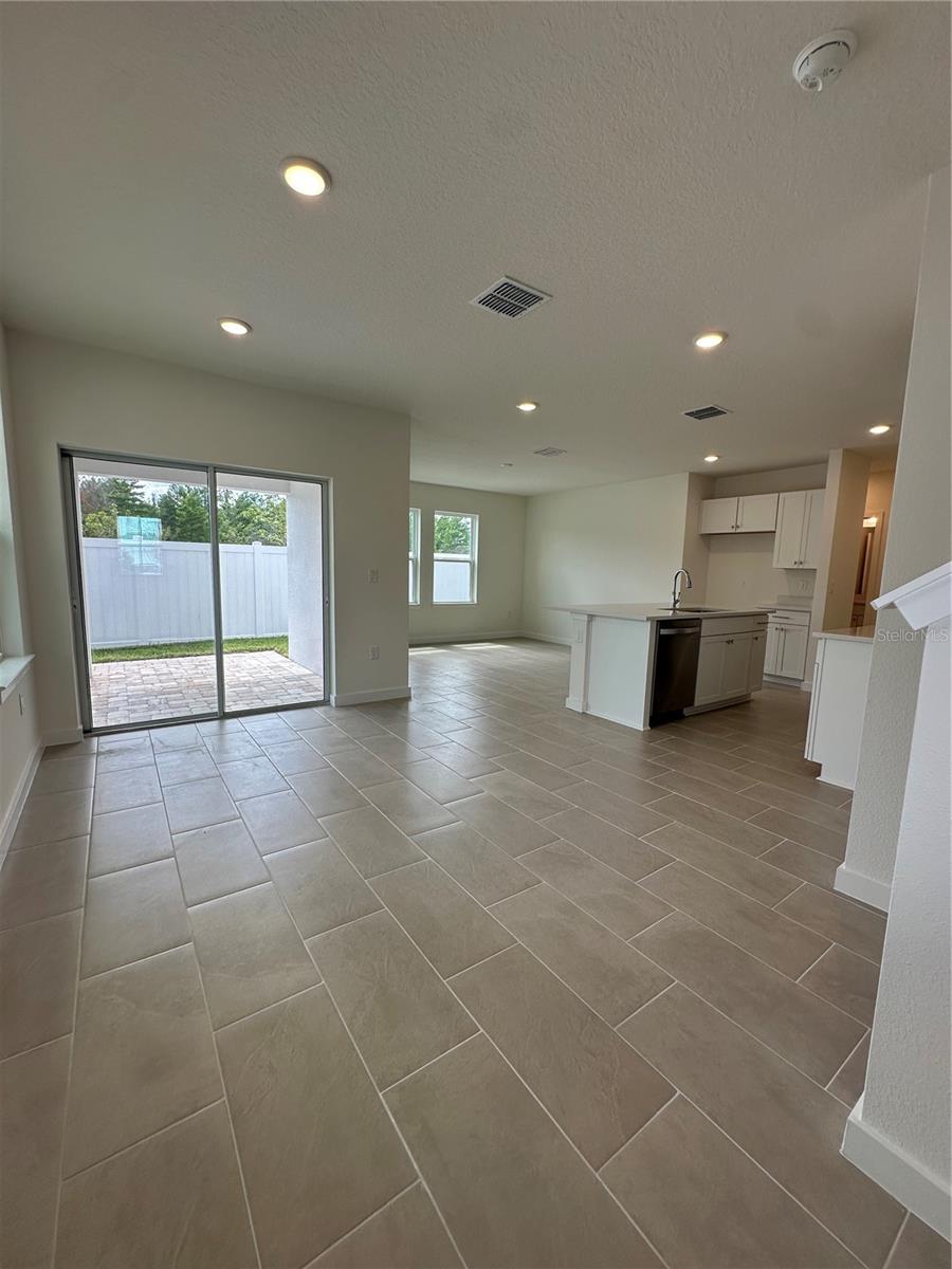 Image 5 of 6 For 6474 Horseshoe Lane Way