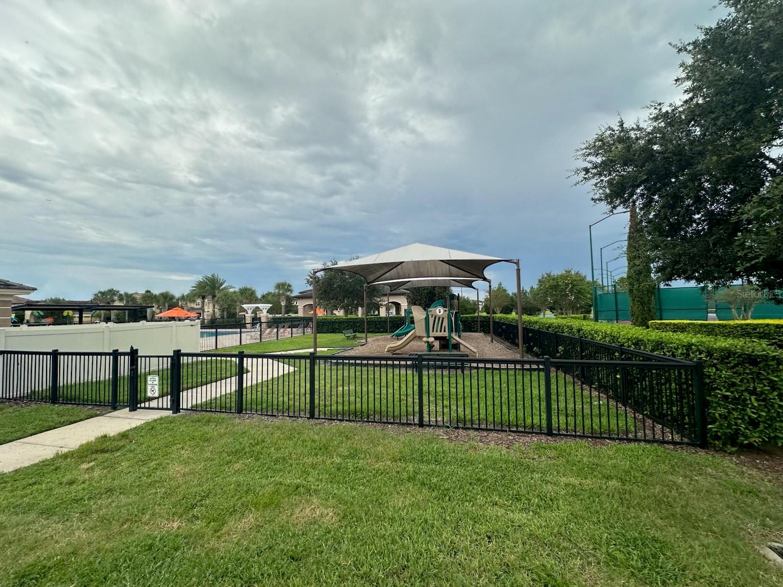 Image 22 of 23 For 14092 Millington Street