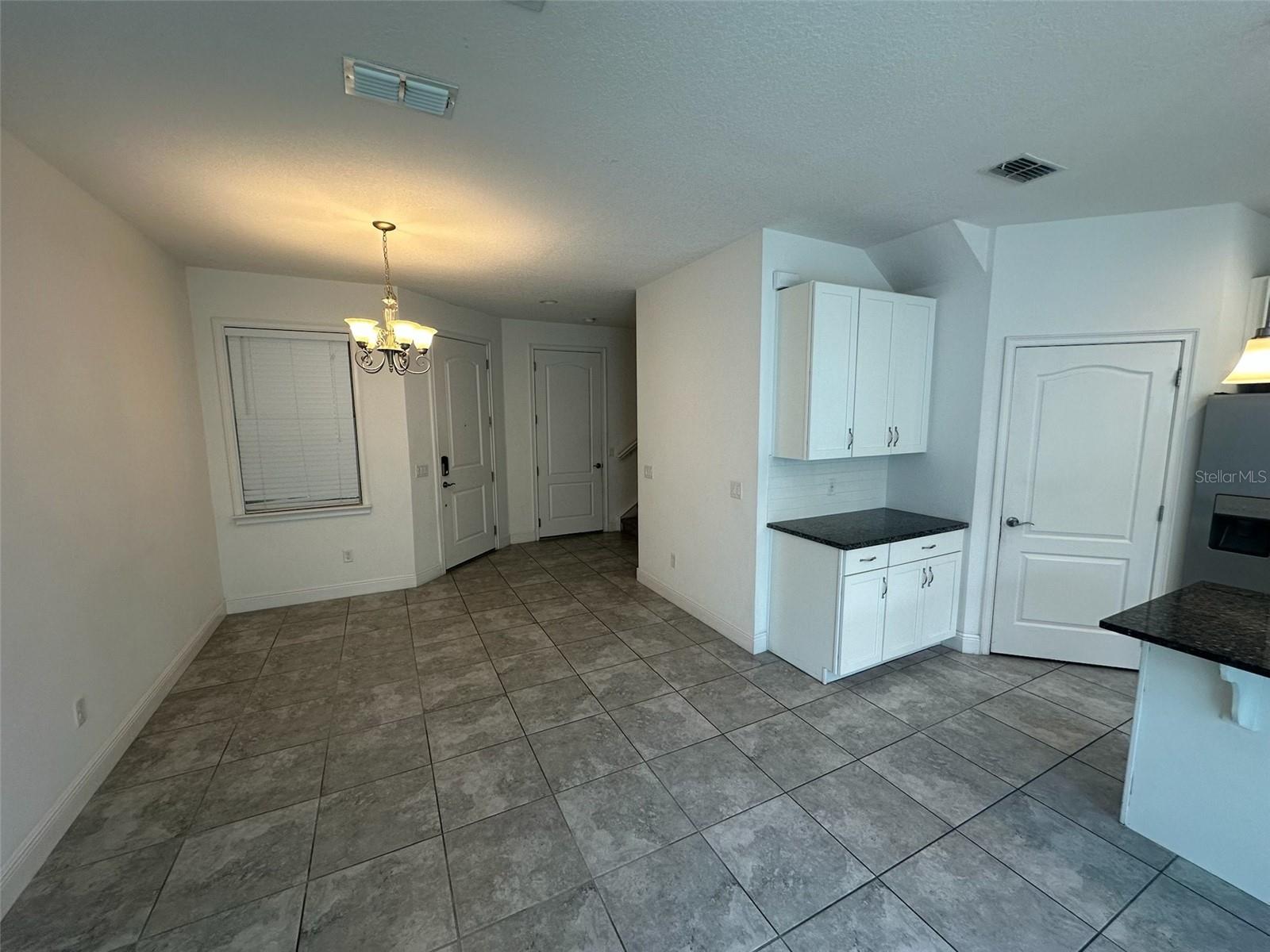 Image 3 of 23 For 14092 Millington Street