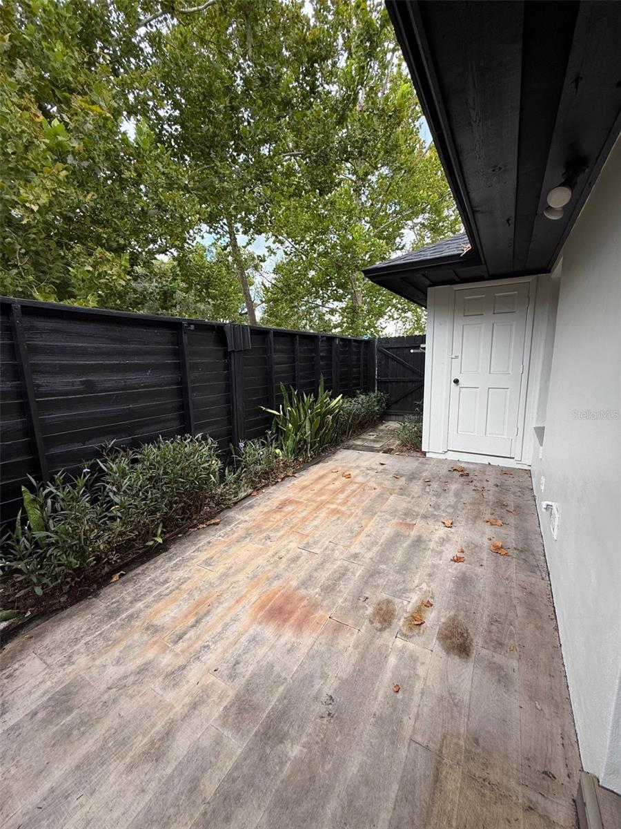 Image 10 of 10 For 435 Blue Bird Street