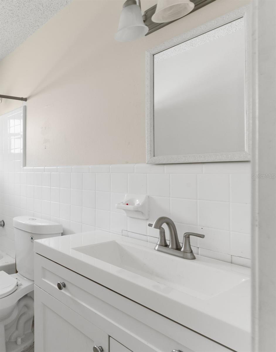 Image 14 of 27 For 20639 Rainbow Lakes Boulevard