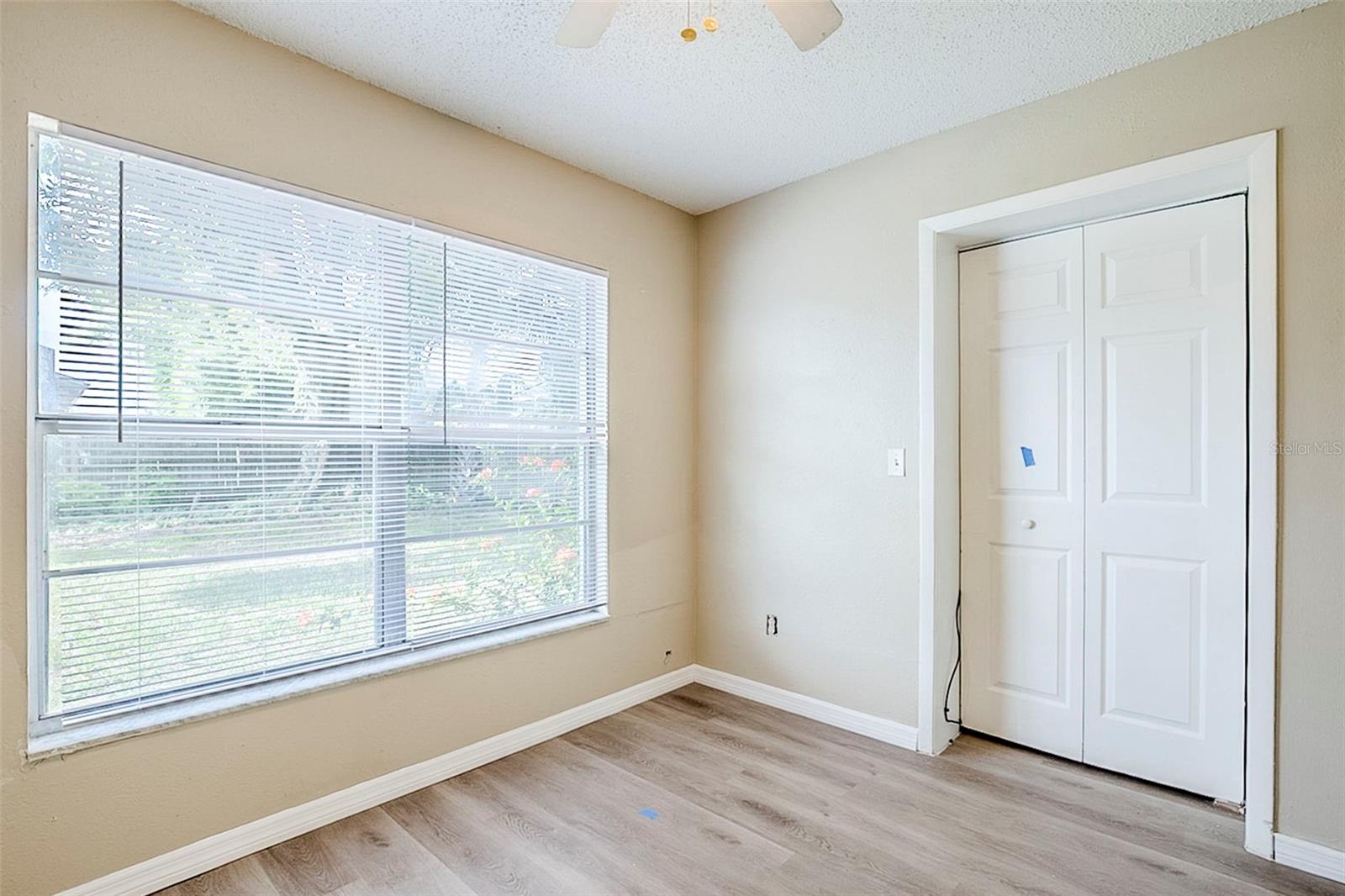 Image 26 of 33 For 1711 Ironwood Court E