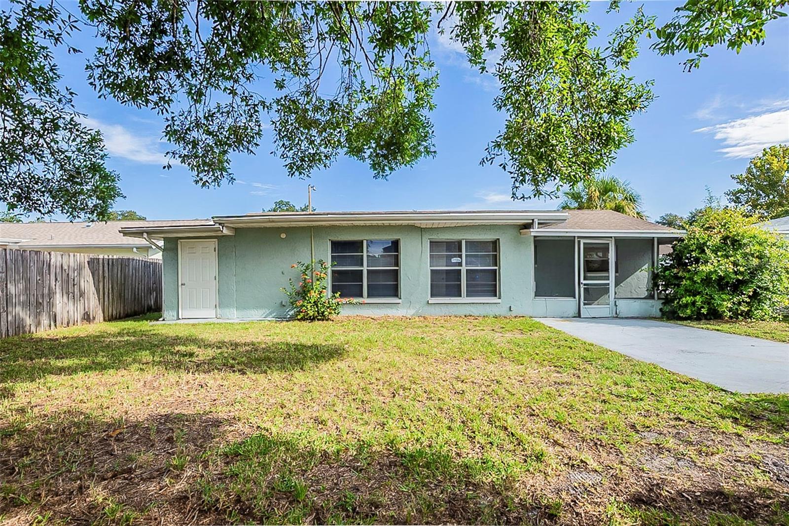 Image 32 of 33 For 1711 Ironwood Court E
