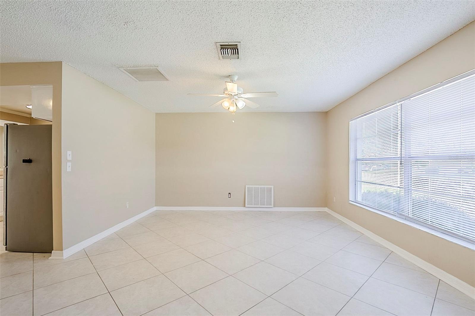 Image 8 of 33 For 1711 Ironwood Court E