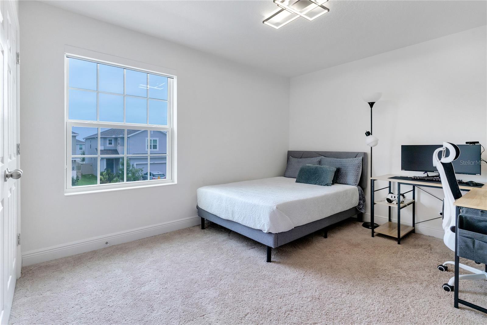Image 23 of 26 For 14509 Crestavista Avenue