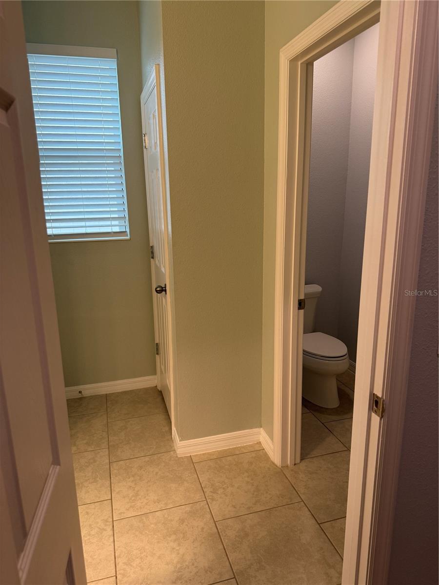 Image 16 of 19 For 1532 Finchburg Street