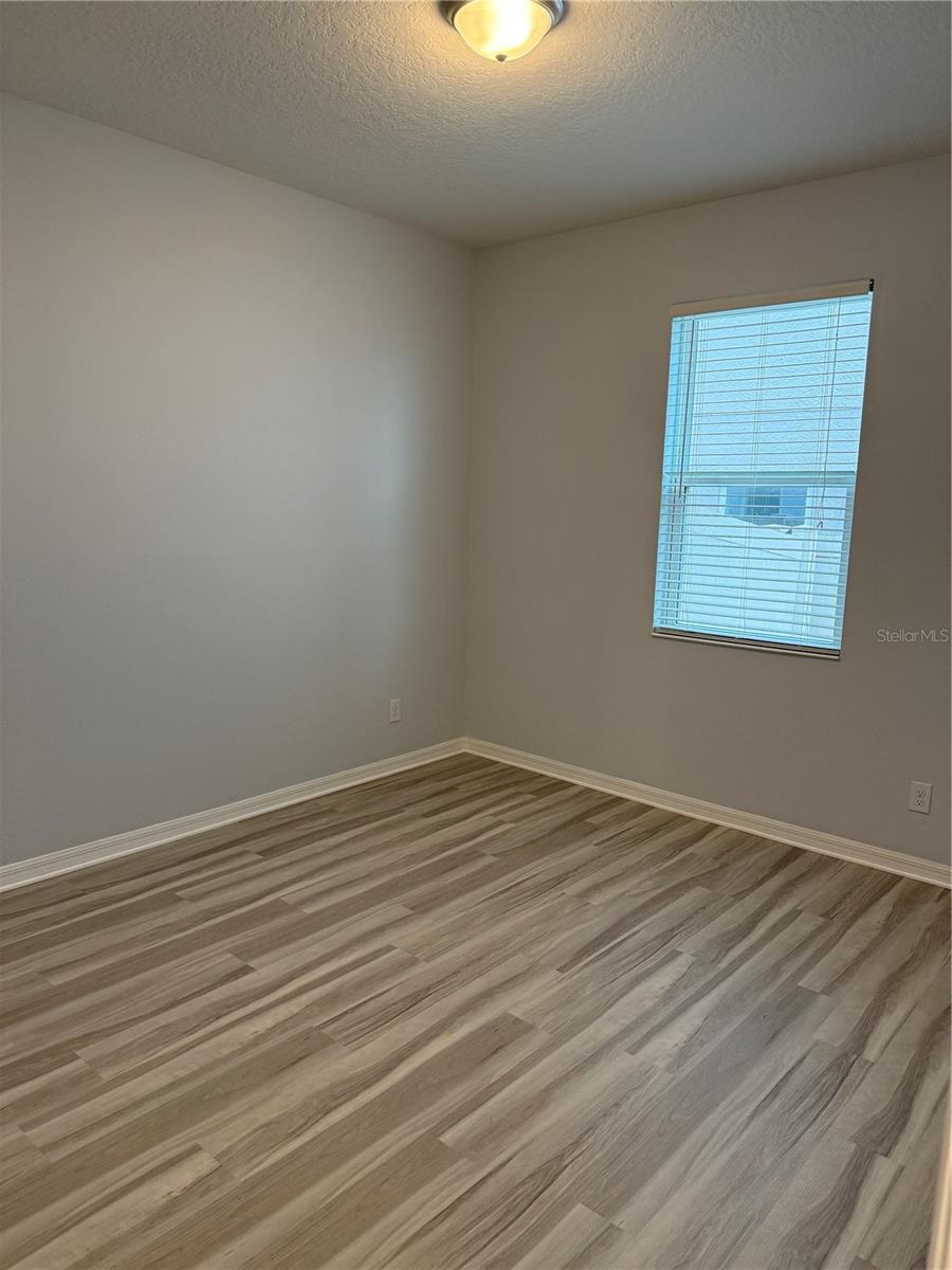 Image 5 of 19 For 1532 Finchburg Street