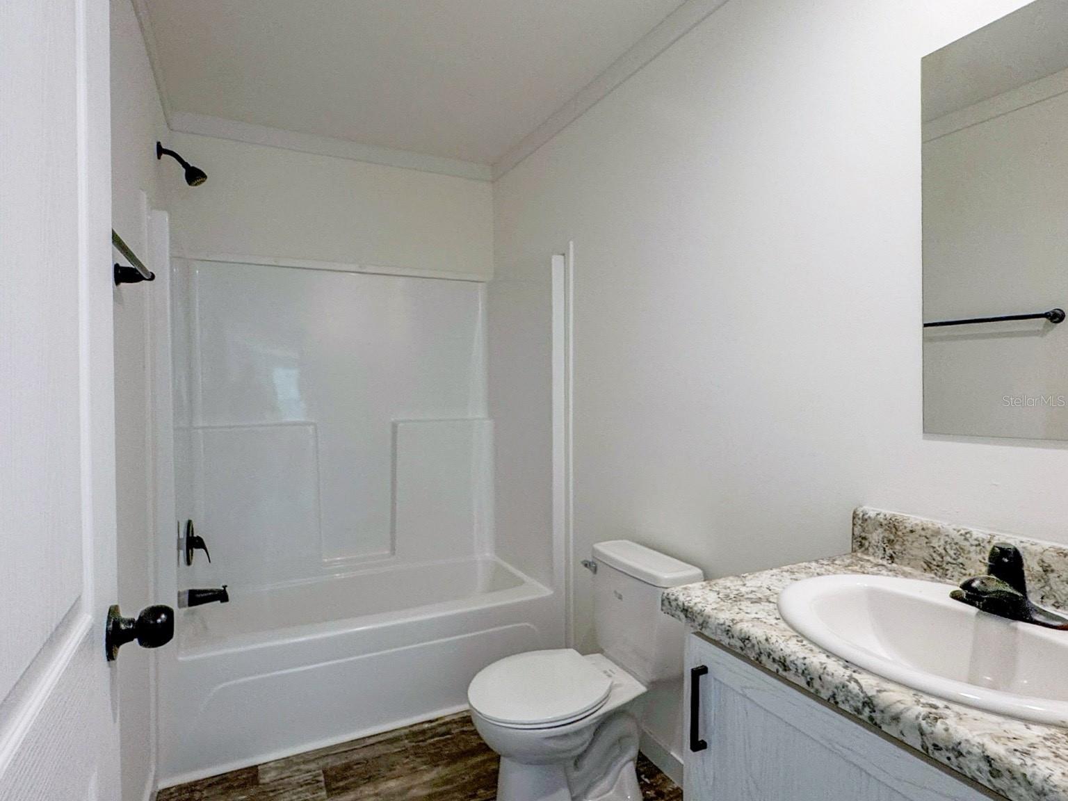 Image 15 of 18 For 8267 Jennifer Court