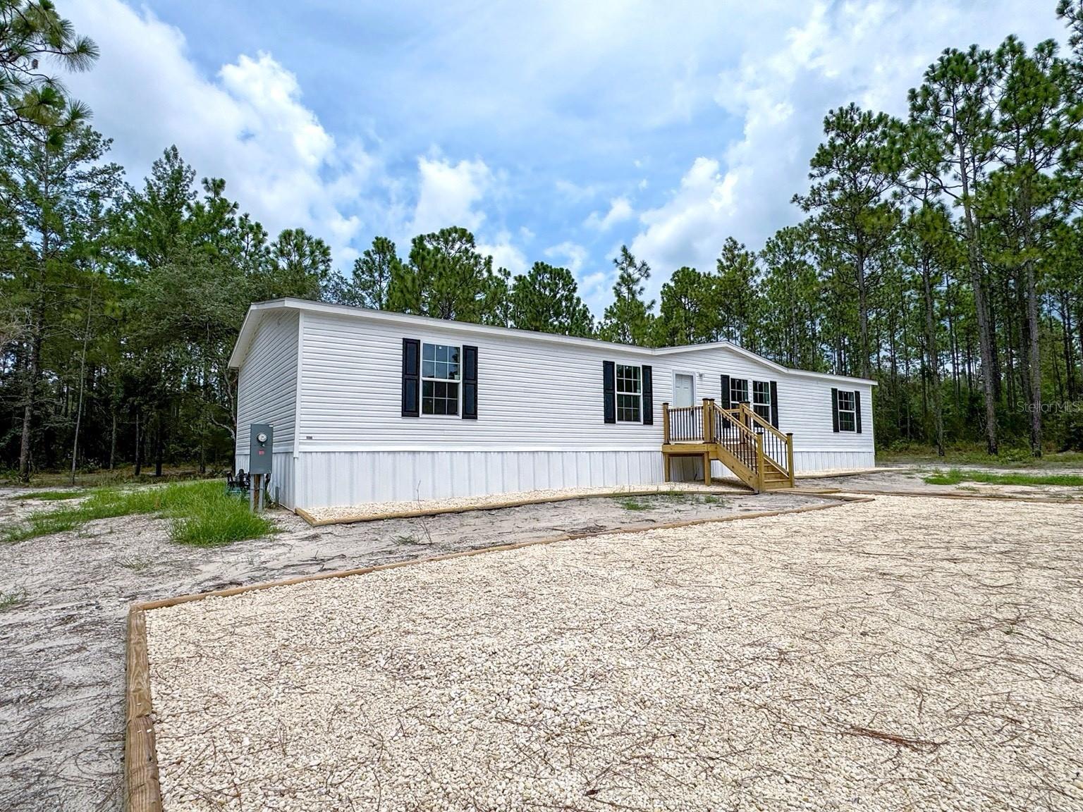 Image 2 of 18 For 8267 Jennifer Court