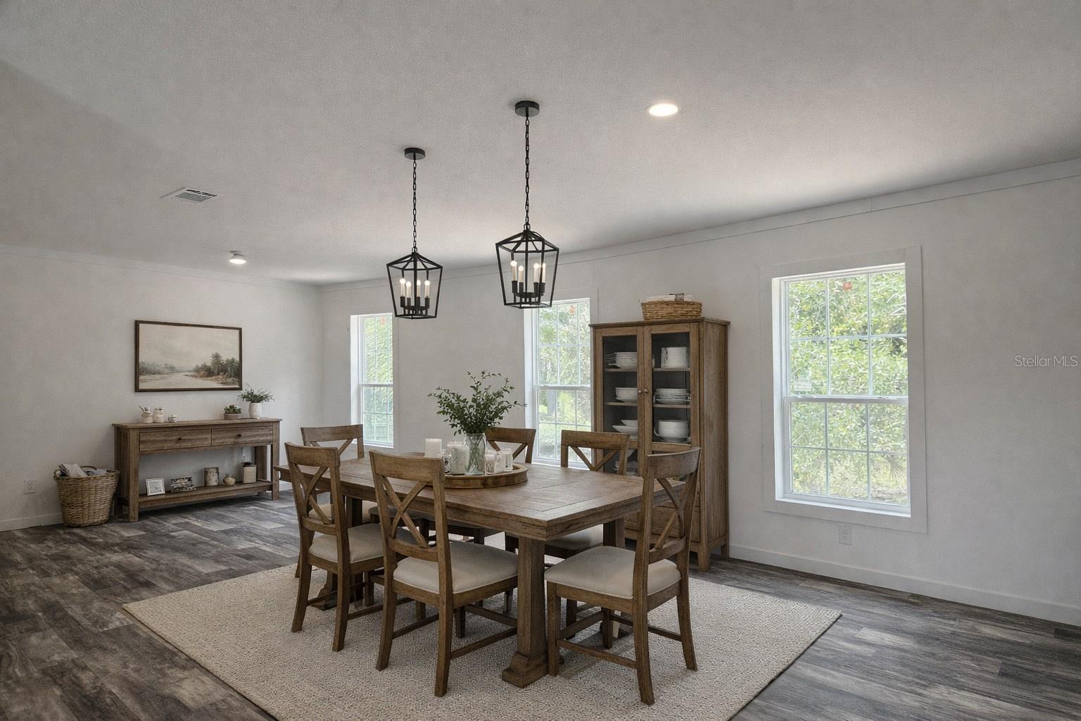 Image 21 of 23 For 8267 Jennifer Court