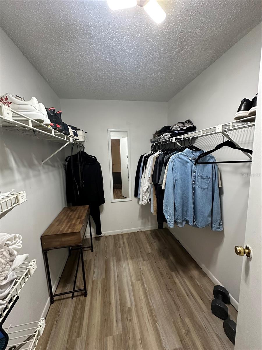 Image 11 of 19 For 3117 Shady Pine Avenue