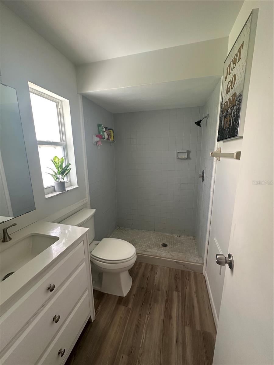 Image 12 of 19 For 3117 Shady Pine Avenue
