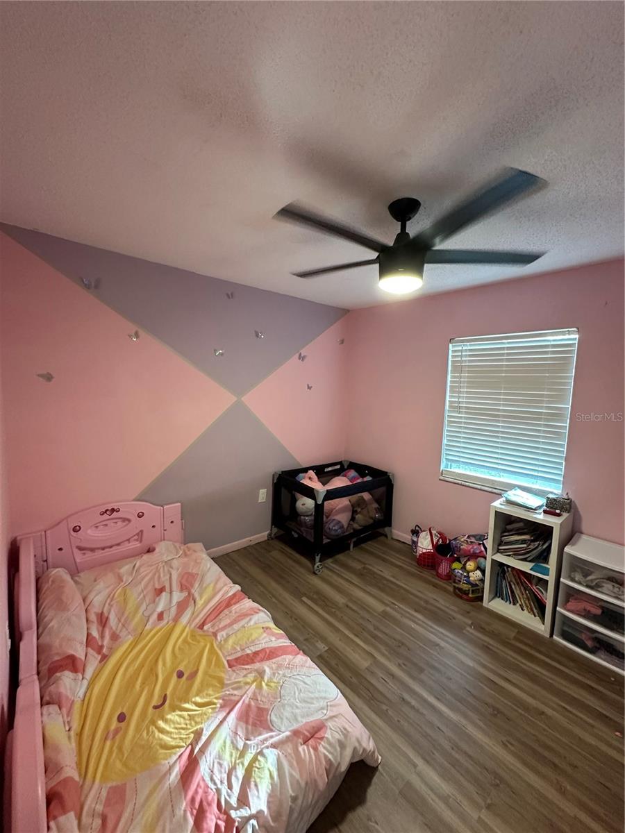 Image 15 of 19 For 3117 Shady Pine Avenue