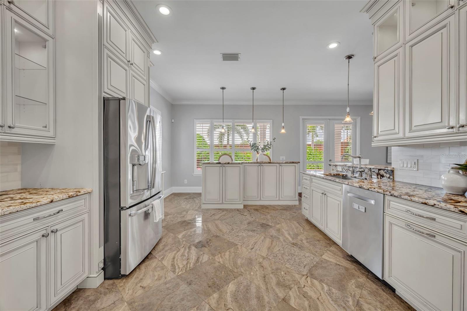 Image 15 of 37 For 904 Brightwater Circle