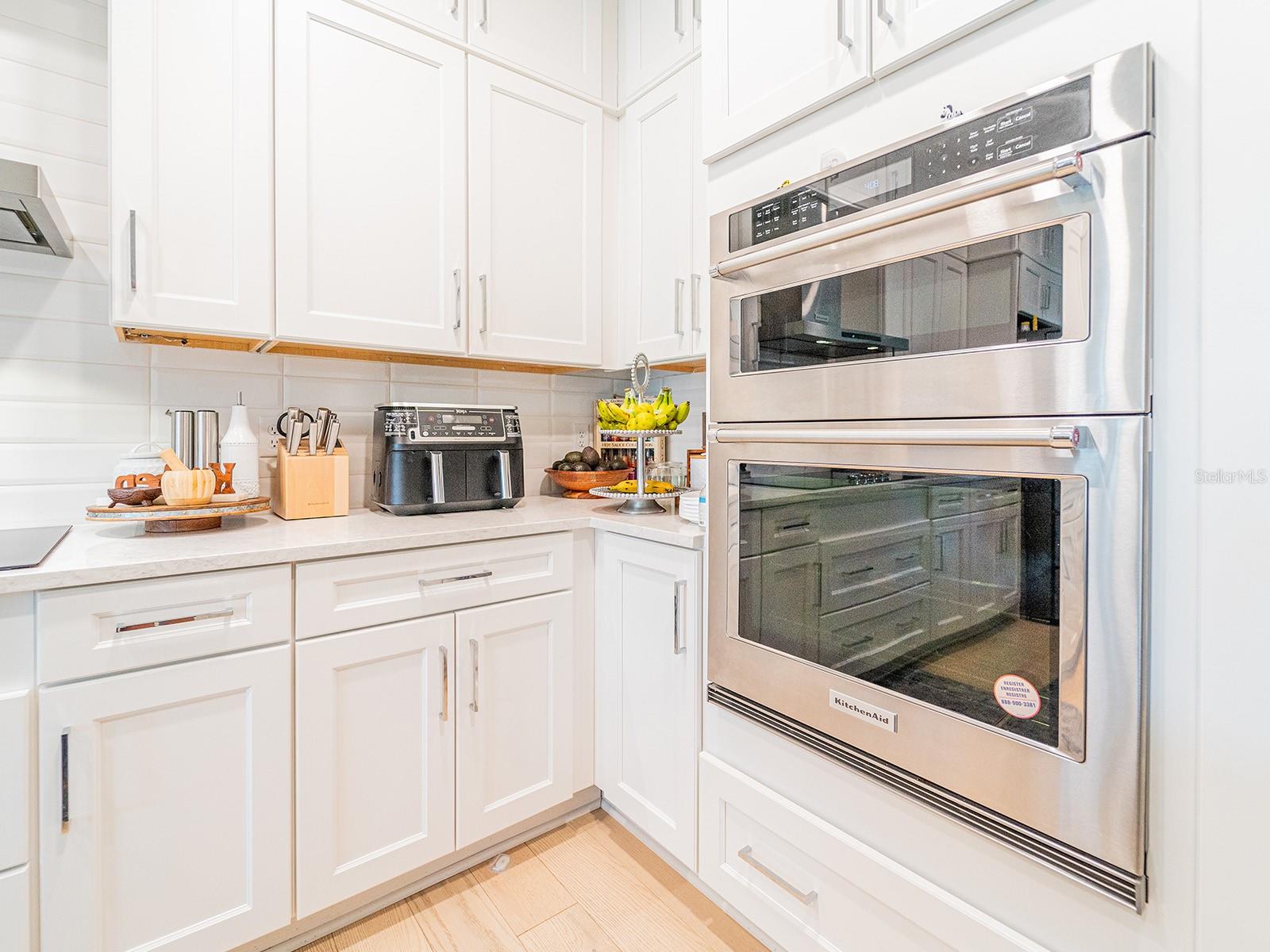Image 14 of 46 For 9913 Key Haven Road