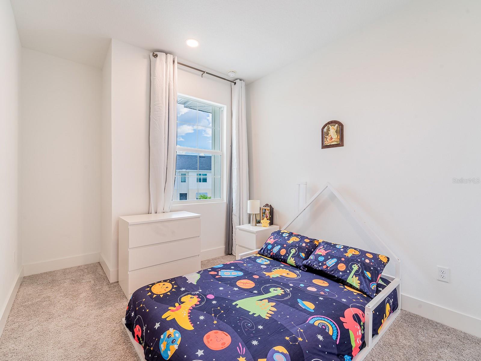 Image 31 of 46 For 9913 Key Haven Road
