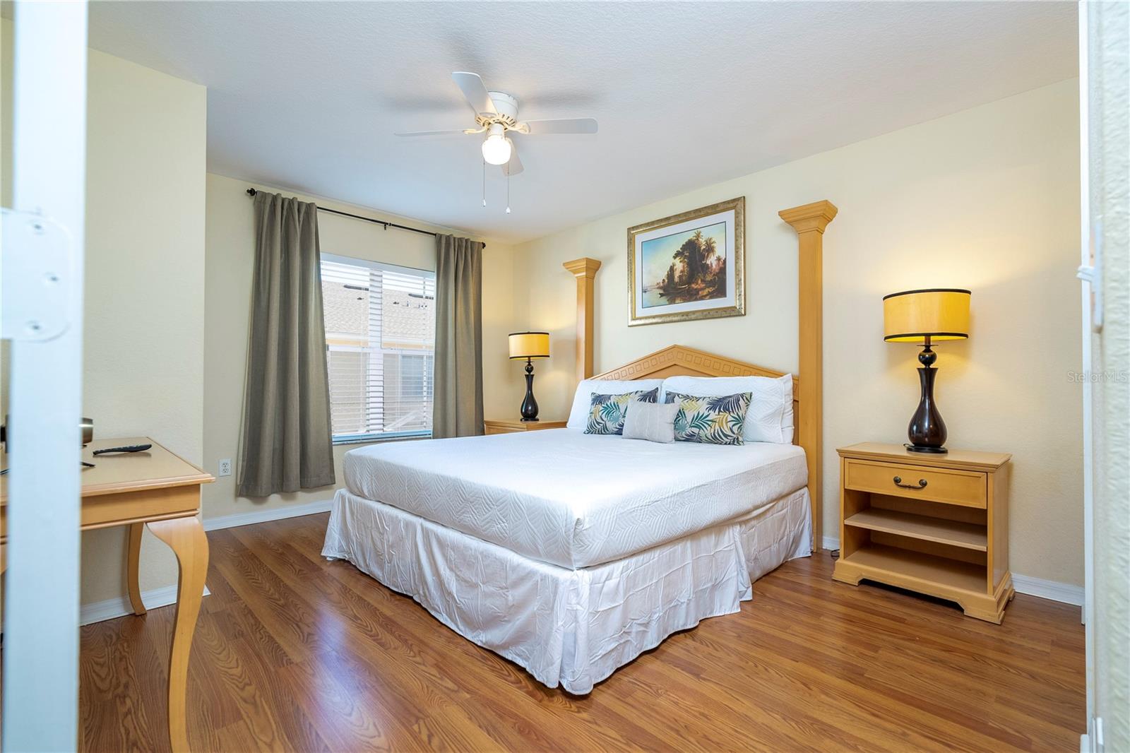 Image 37 of 73 For 4011 Venetian Bay Drive 101