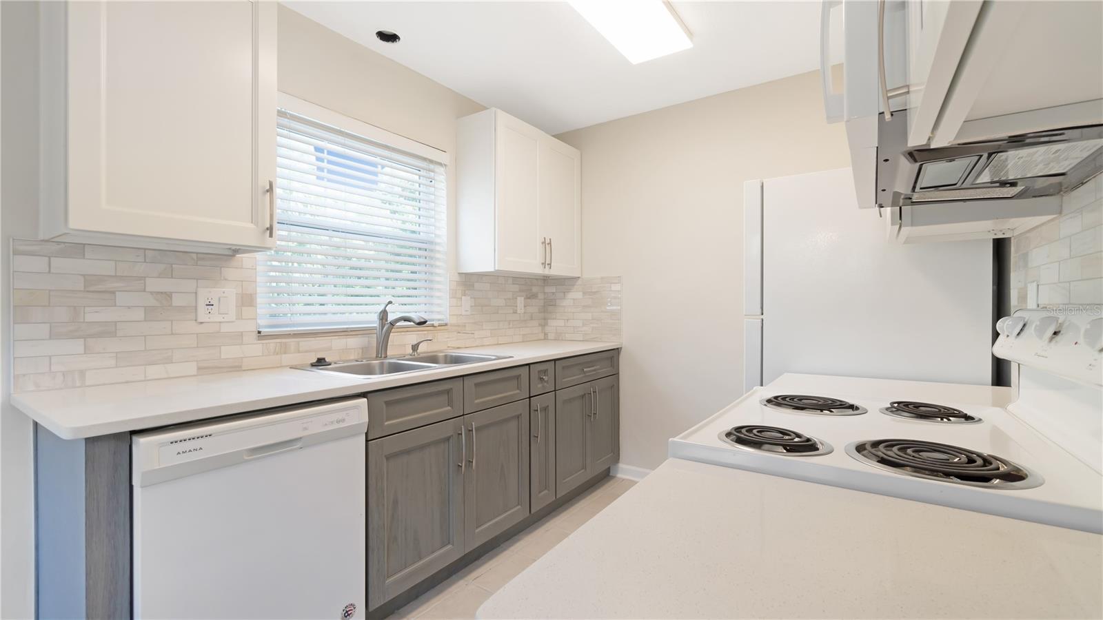 Image 6 of 22 For 840 Center Avenue 91