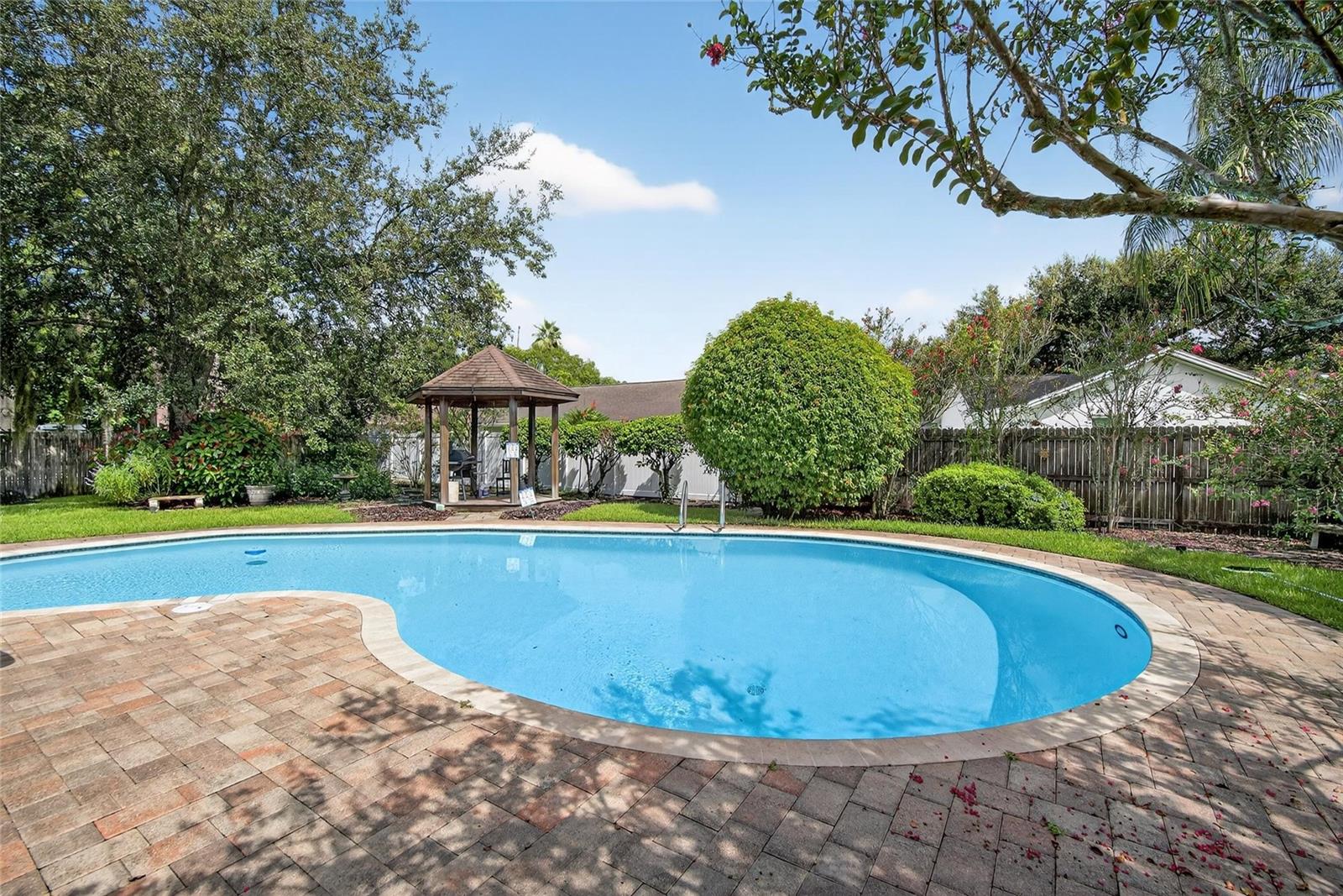 Image 32 of 53 For 13805 Cherry Brook Lane