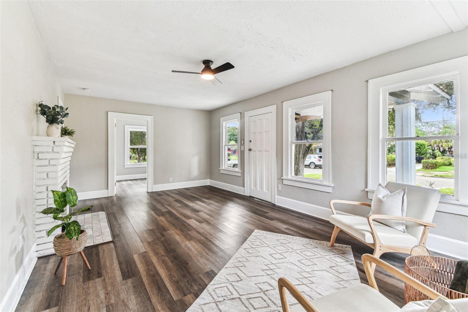 Image 28 of 31 For 2329 7th Street S