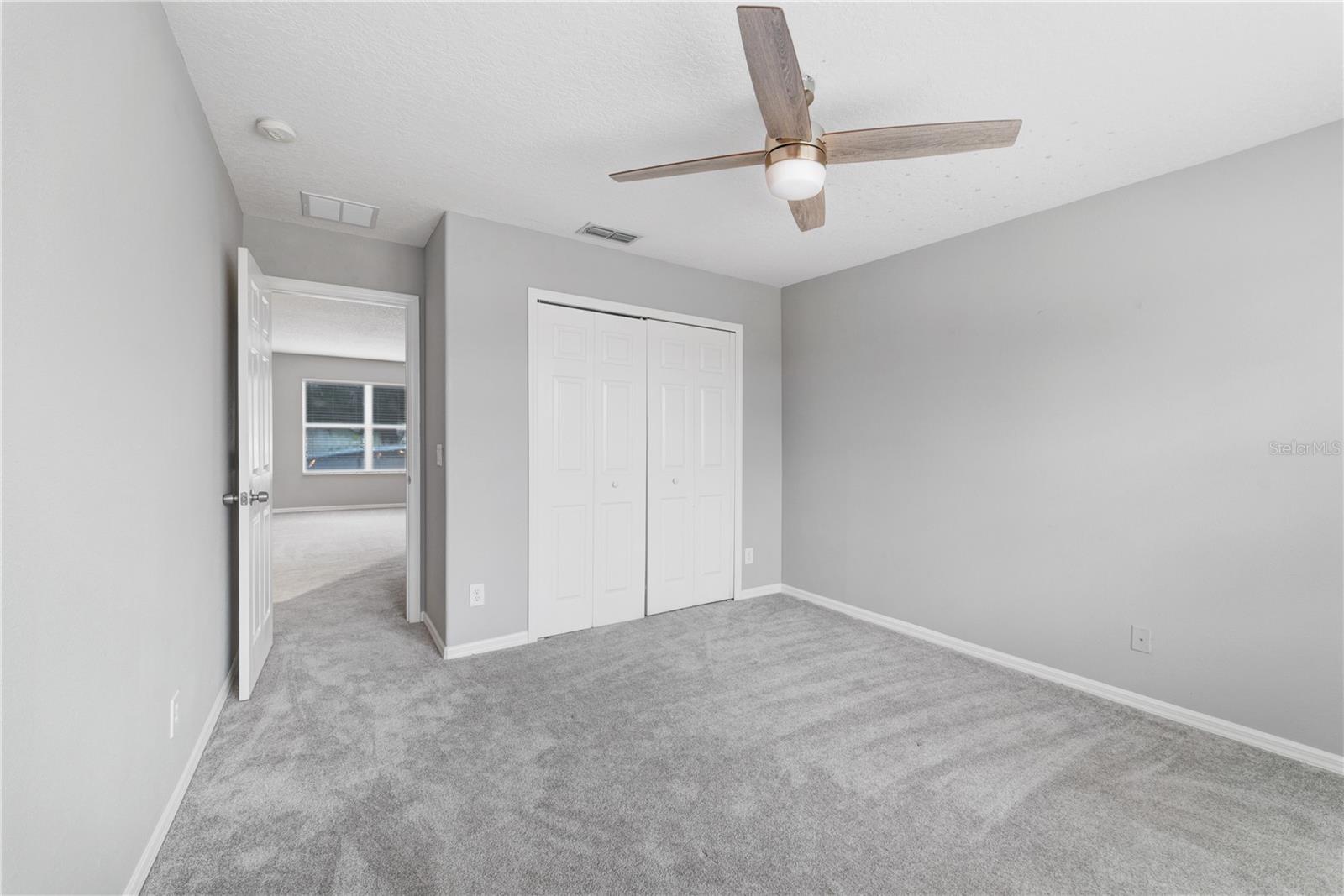 Image 18 of 25 For 207 Largovista Drive