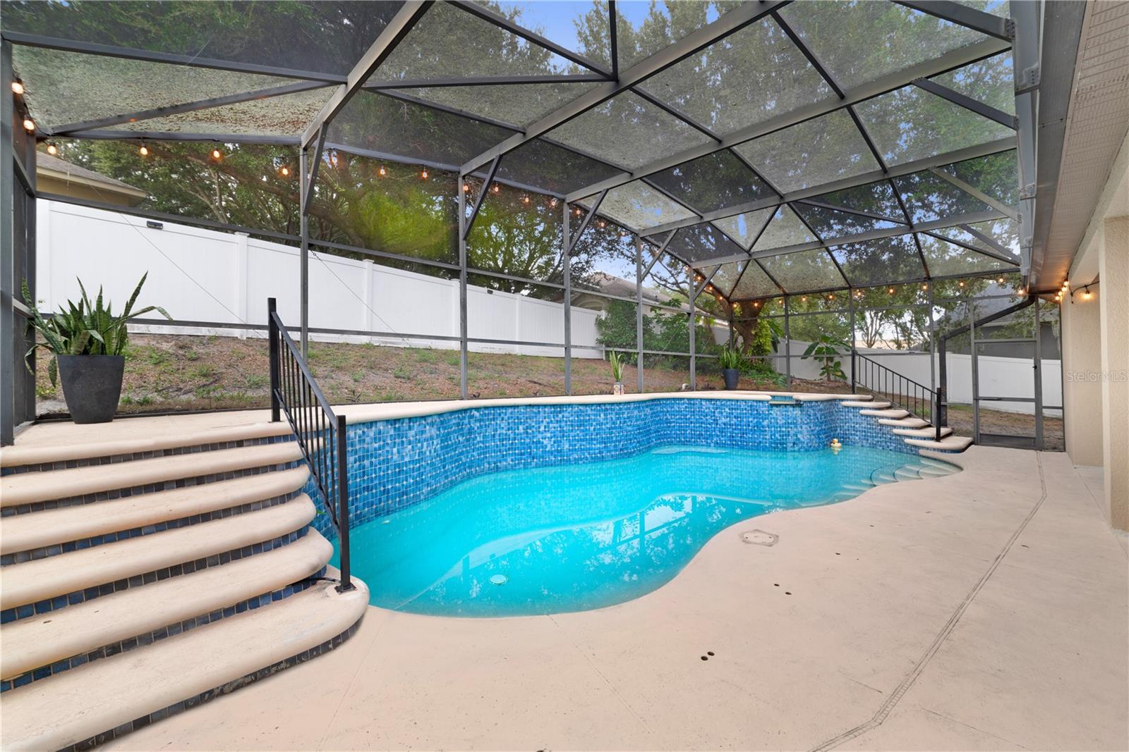 Image 3 of 25 For 207 Largovista Drive