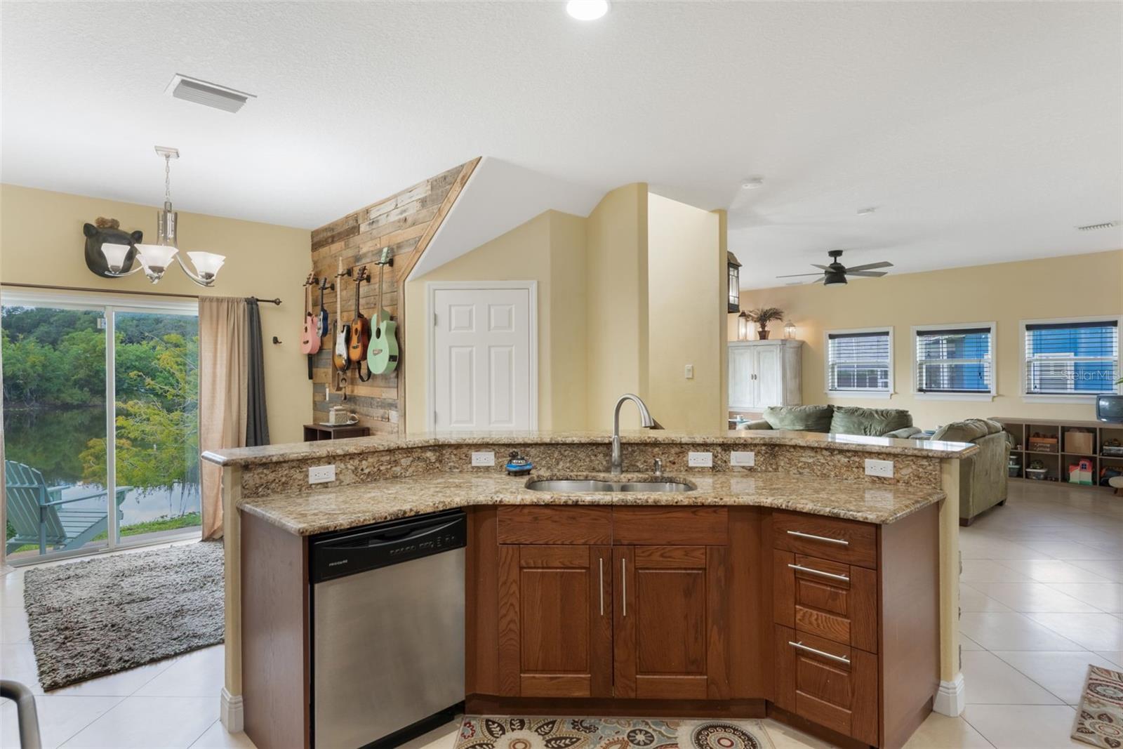 Image 10 of 40 For 1247 Marty Boulevard