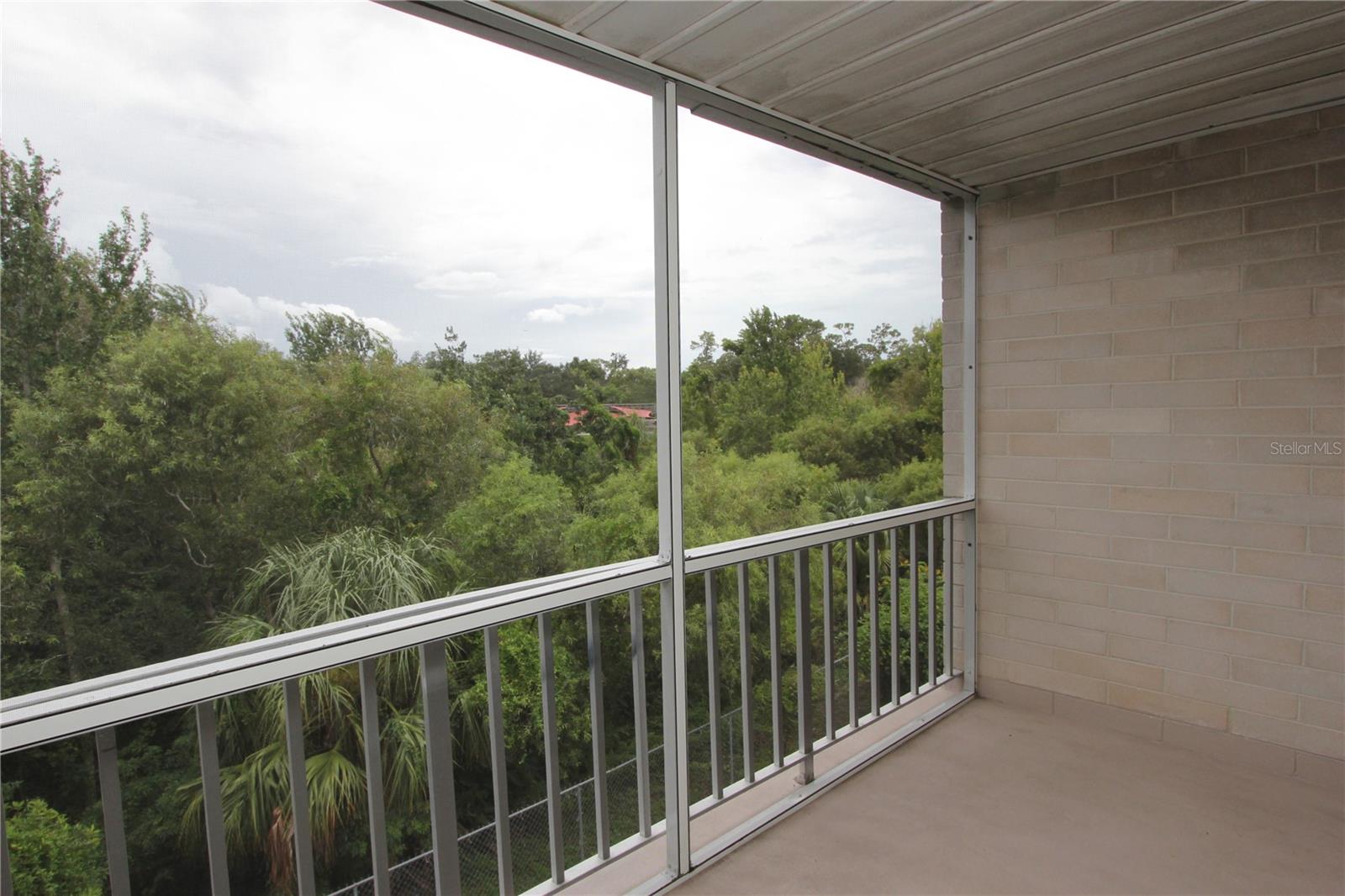 Image 3 of 25 For 1250 Denning Drive 232