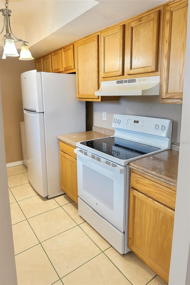 Image 4 of 15 For 4350 Aqua Vista Drive G