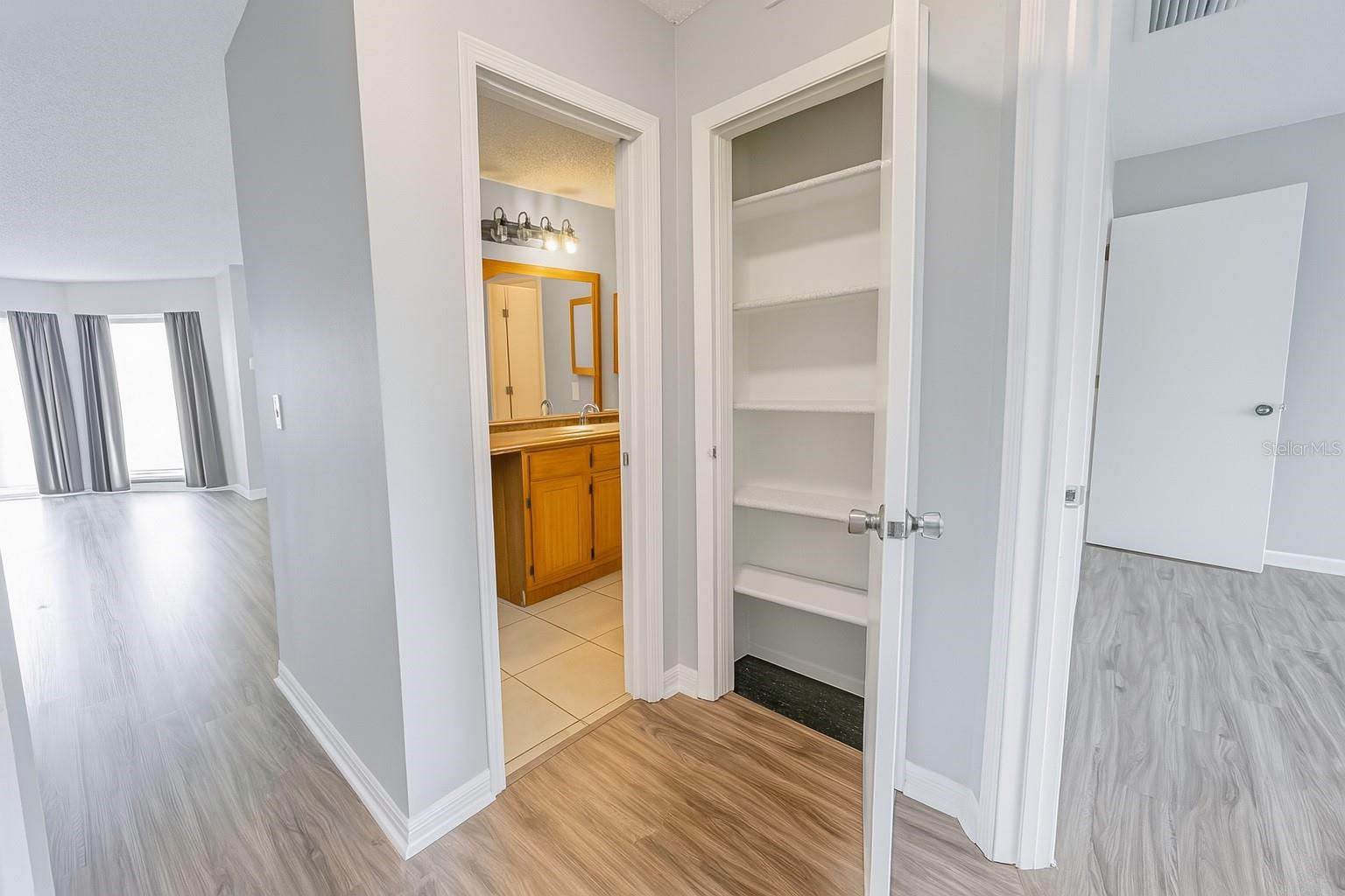 Image 6 of 15 For 4350 Aqua Vista Drive G