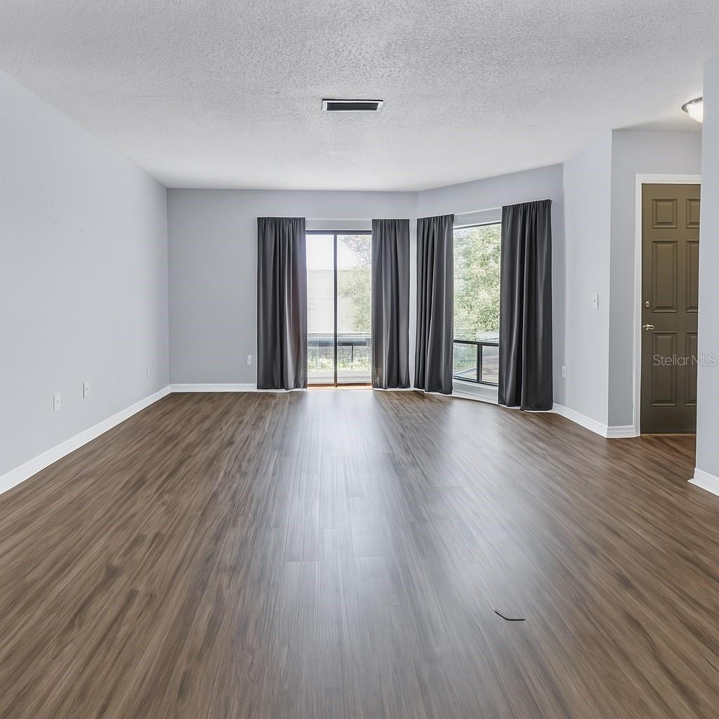 Image 8 of 15 For 4350 Aqua Vista Drive G