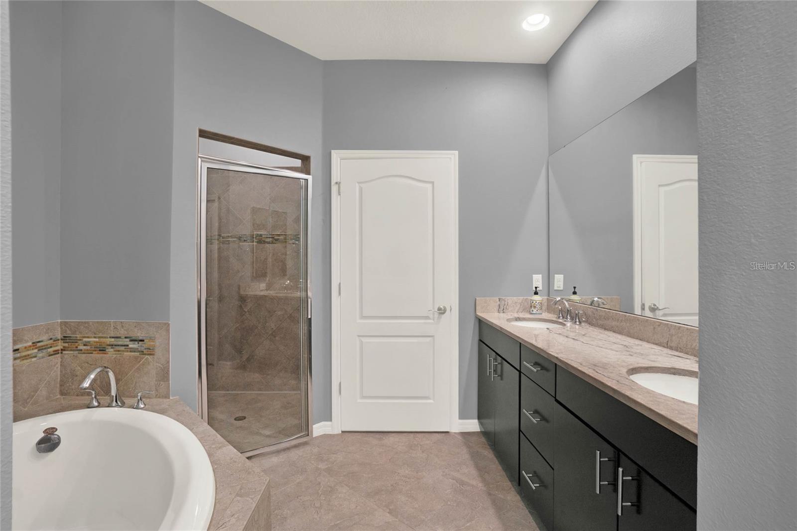 Image 13 of 25 For 5632 Siracusa Lane