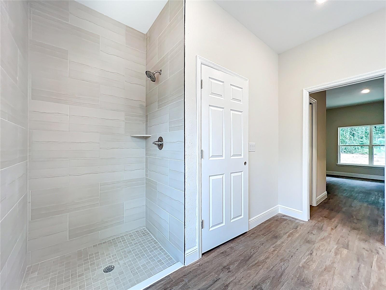 Image 21 of 41 For 8827 Mendoza Way