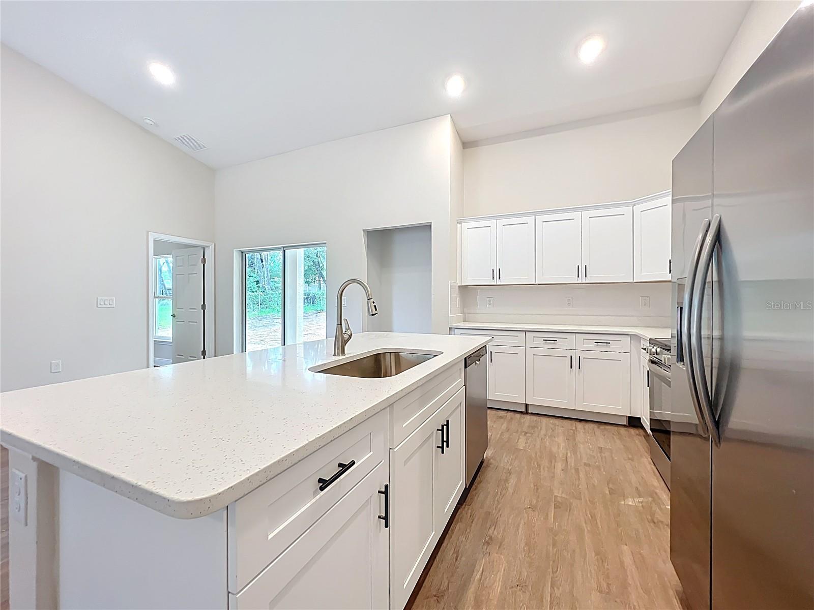 Image 9 of 41 For 8827 Mendoza Way