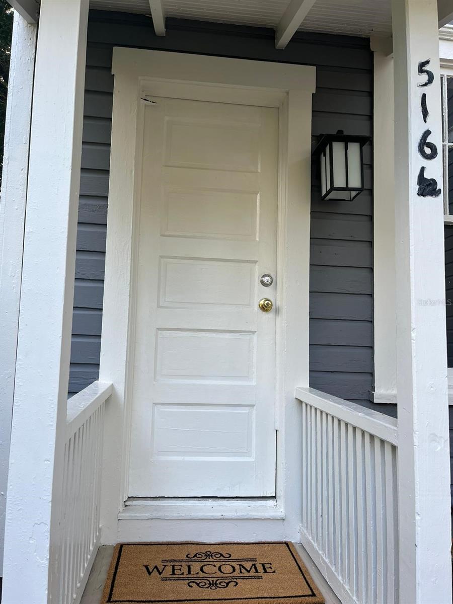 Image 4 of 22 For 516 Daniels Avenue