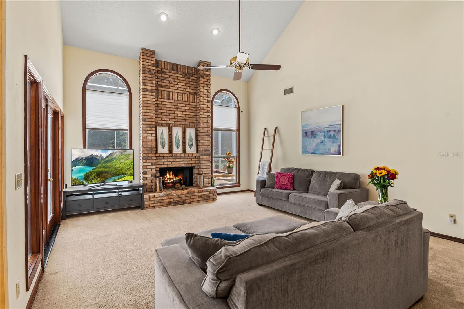 Image 10 of 59 For 5329 Foxshire Court