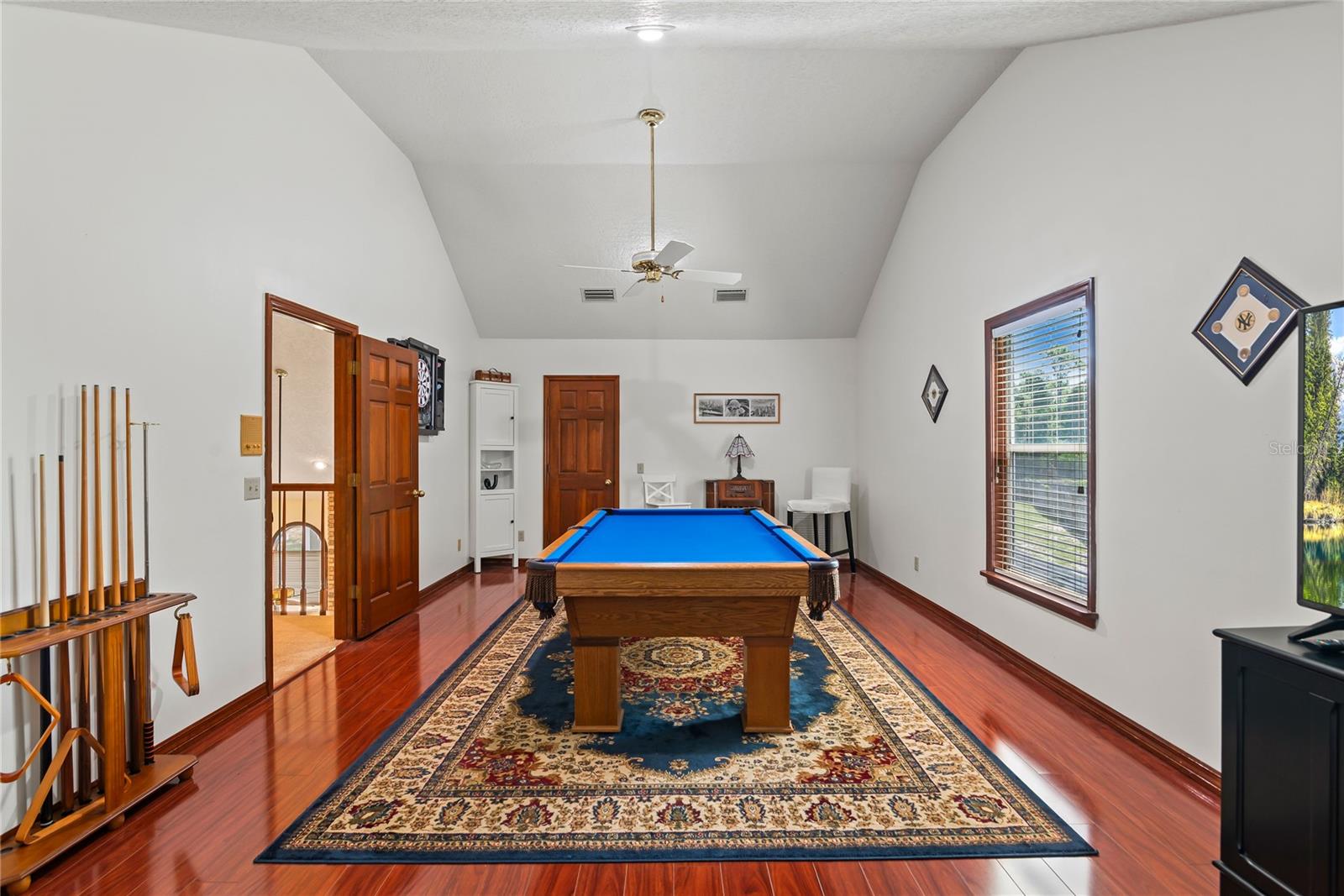 Image 39 of 59 For 5329 Foxshire Court