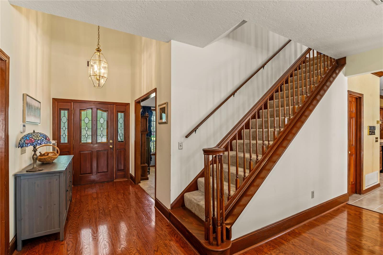 Image 8 of 59 For 5329 Foxshire Court