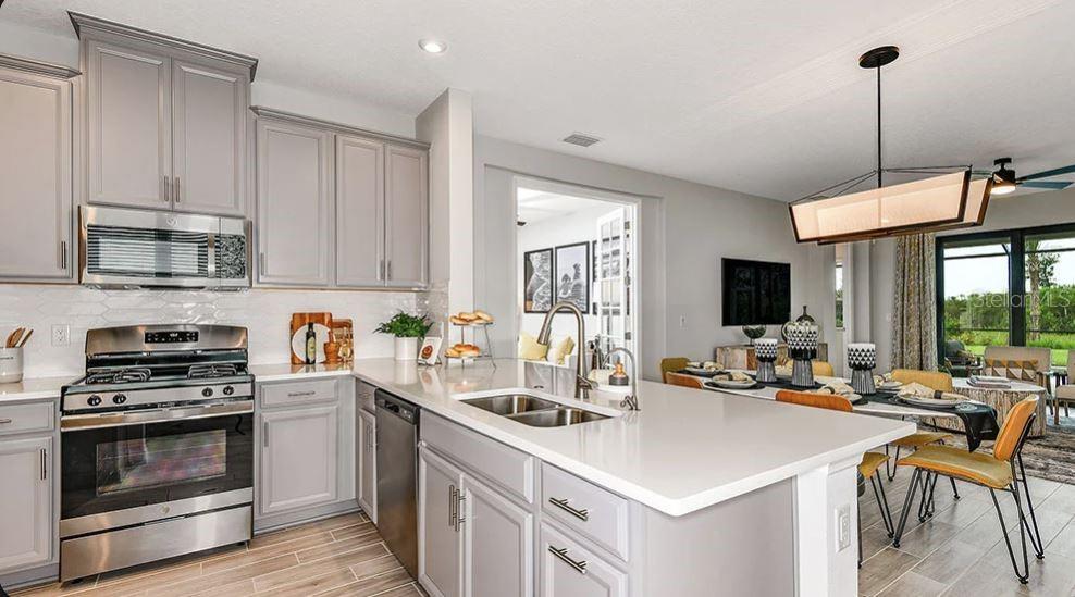 Image 16 of 27 For 5726 Gingham Drive