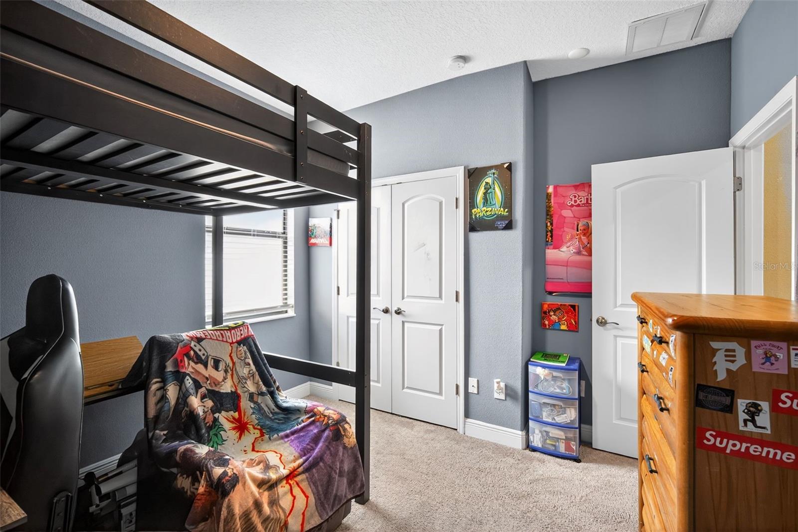 Listing photo id 17 for 12690 Vander Way