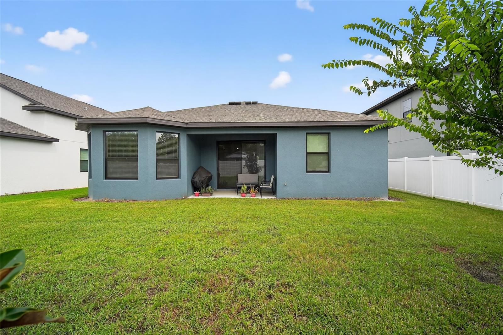 Listing photo id 28 for 12690 Vander Way