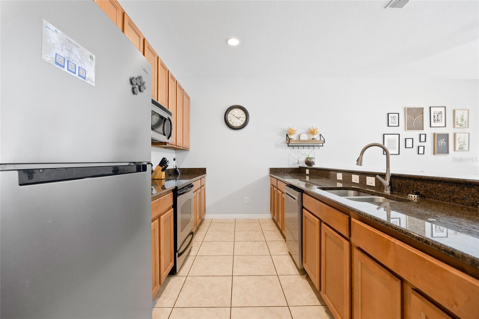 Image 17 of 86 For 8952 Coco Palm Road