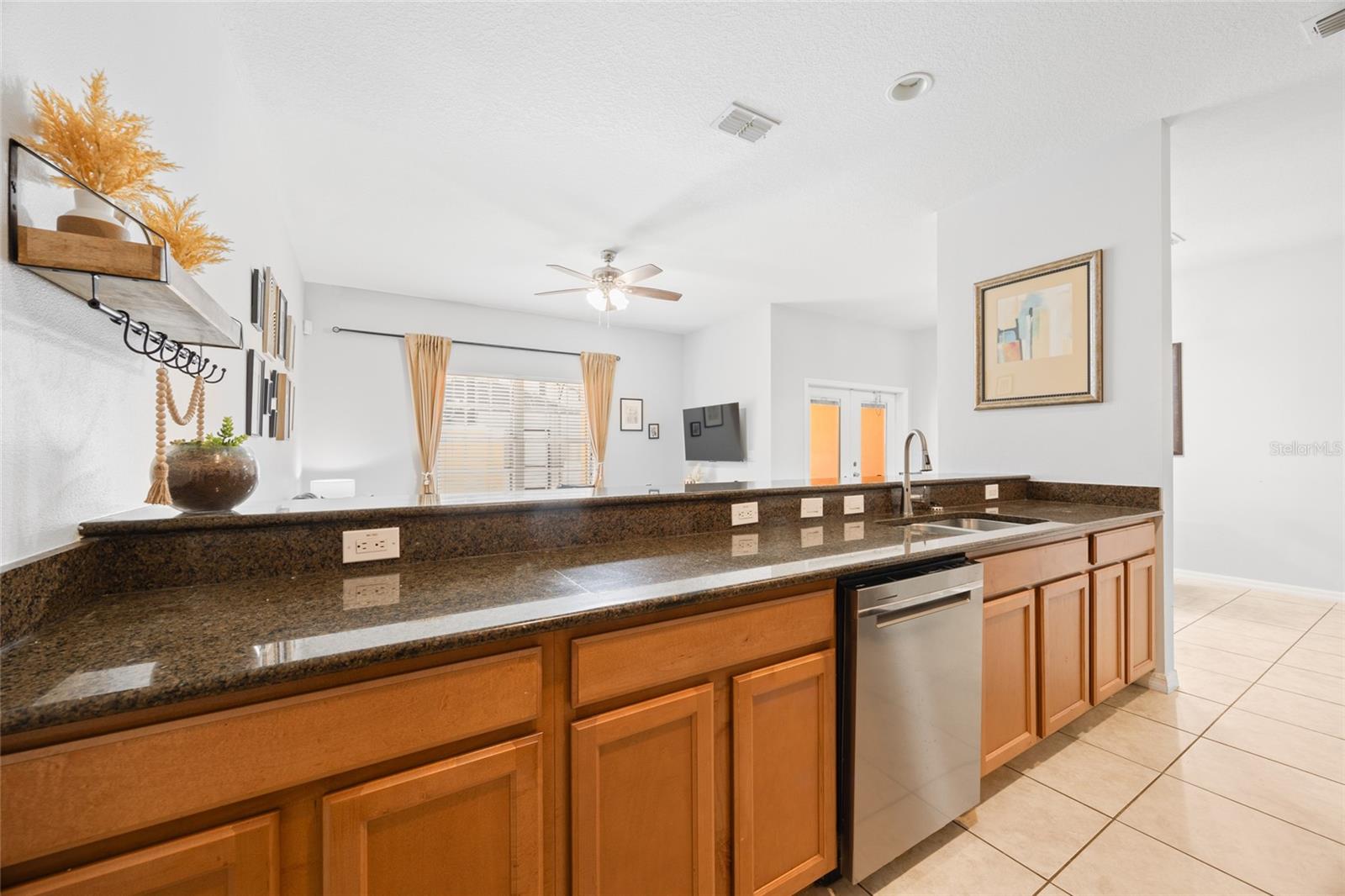 Image 18 of 86 For 8952 Coco Palm Road
