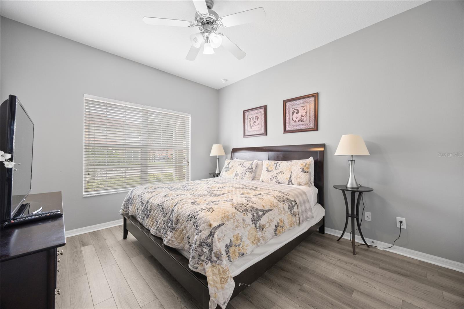 Image 21 of 86 For 8952 Coco Palm Road