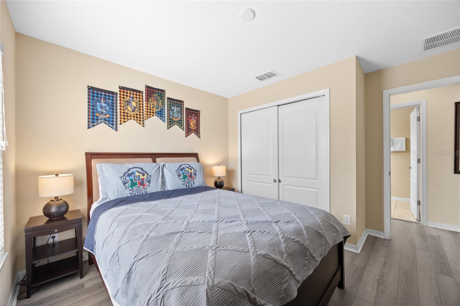 Image 33 of 86 For 8952 Coco Palm Road