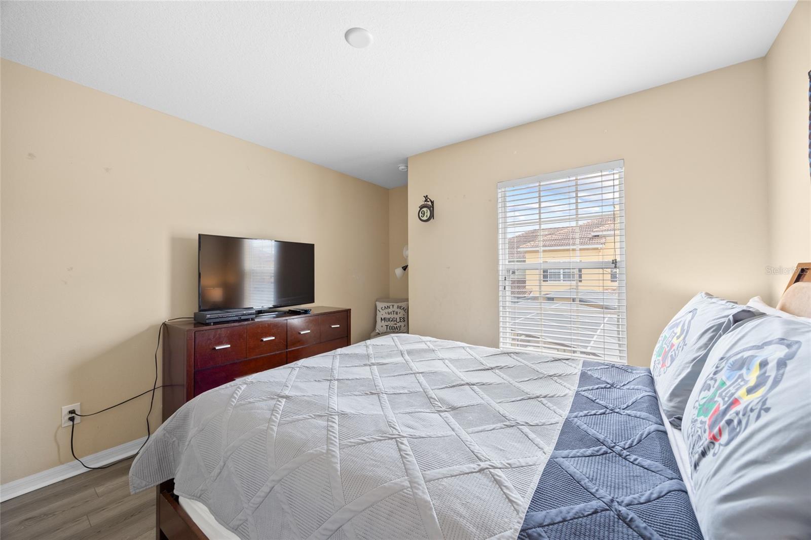 Image 34 of 86 For 8952 Coco Palm Road