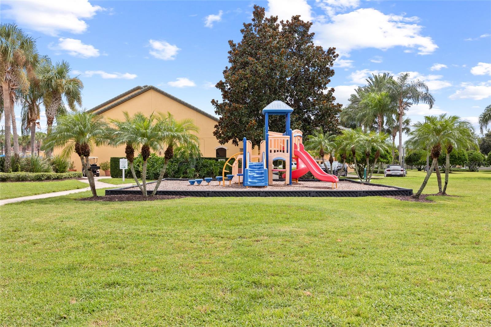 Image 44 of 86 For 8952 Coco Palm Road