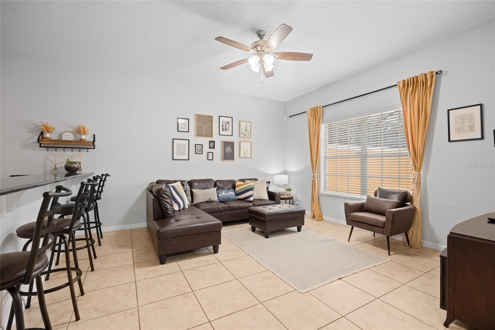 Image 9 of 86 For 8952 Coco Palm Road